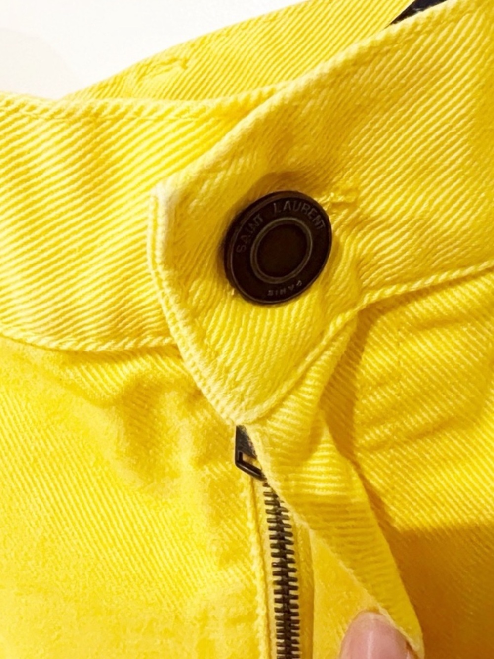 NEW Saint Laurent Men's Stonewash Denim Baggy Shorts in 7040 Bright Yellow 32 - Picture 5 of 6